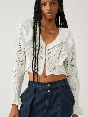 Free People Avery Sweater *Creat Condition * Medium* *White/Celery